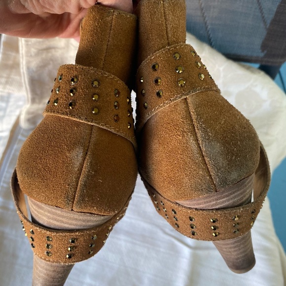 Matt Bernson Cognac Suede Rhinestone
Strap Ankle Boots SZ 11M - Picture 6 of 16